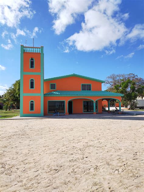 hotels in corozal town belize